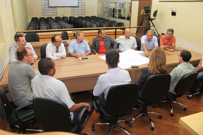 Comissão de Desenvolvimento Econômico da Câmara Municipal se reúne