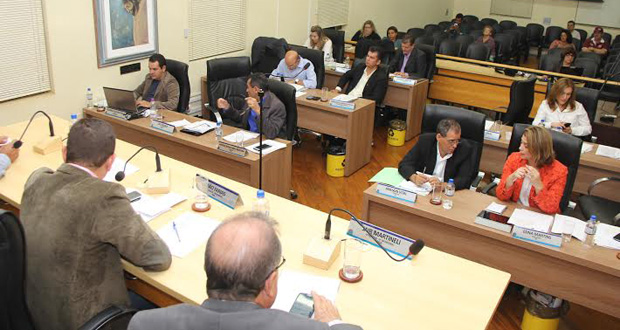Vereadores aprovam 16 projetos em três Sessões