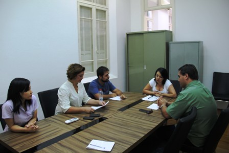 Escola do Legislativo e IFSP estudam viabilidade de desenvolver aplicativo sobre educação política