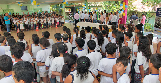 Vereadores acompanham entrega de ampliação de escola com mais 250 vagas no Selmi Dei