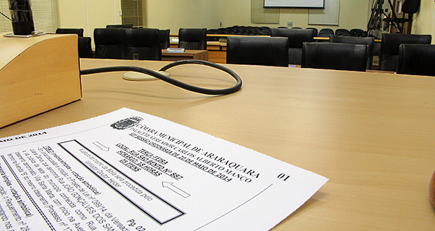 Projetos votados na 76ª Sessão Ordinária, de 21 de agosto. Acompanha projetos