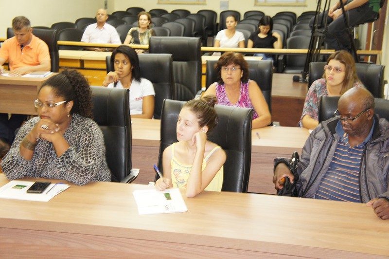 Nas comemorações do Dia Internacional da Mulher, EL realiza palestra “Mulheres na Política”