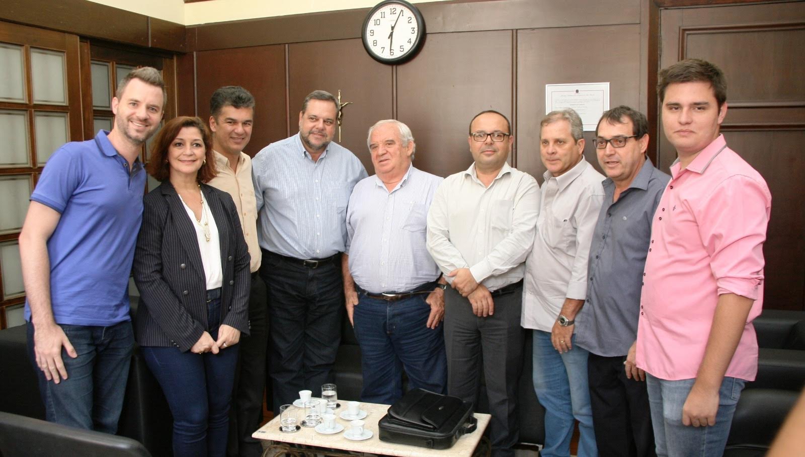 Presidente Yashuda e vereadores dialogam com o deputado Lobbe Neto