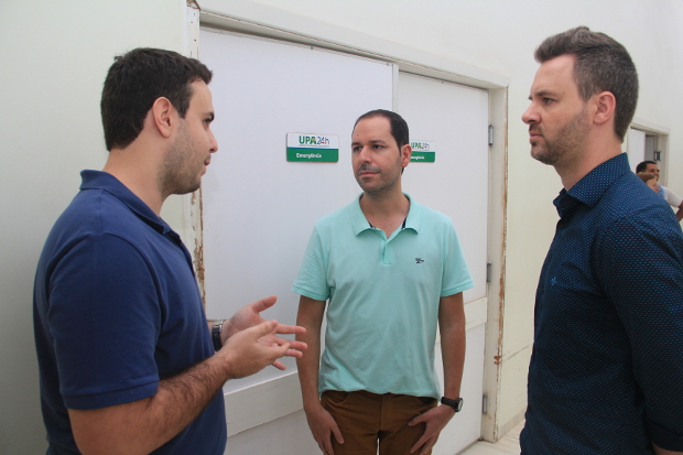 Roger e Rafael visitam instalações da UPA Central