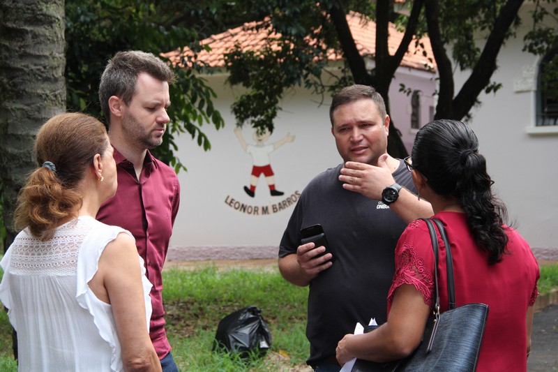 Rafael de Angeli articula melhorias no CER do Parque Infantil