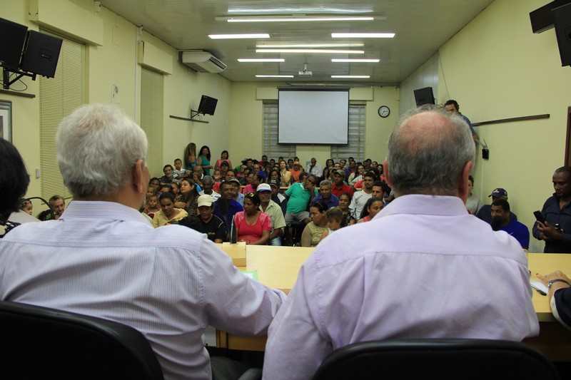 Câmara lotada debate Dia da Luta Camponesa e da Luta pela Reforma Agrária