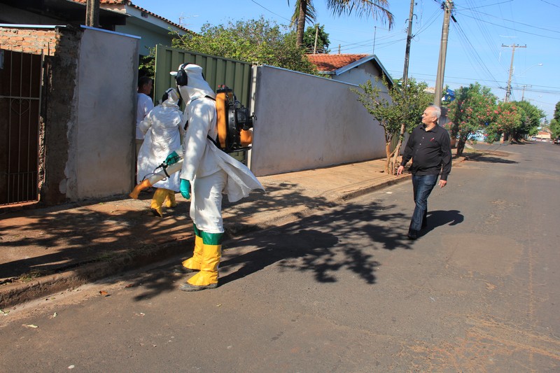 Vereador Paulo Landim acompanha nebulização no Jardim Itália