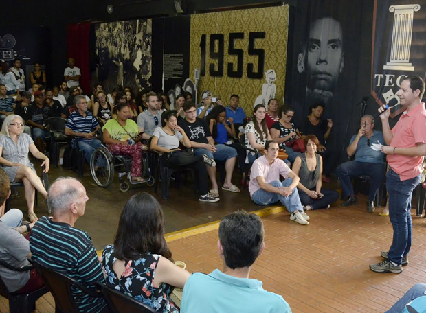 Roger Mendes representa a Câmara Municipal na Plenária da Juventude