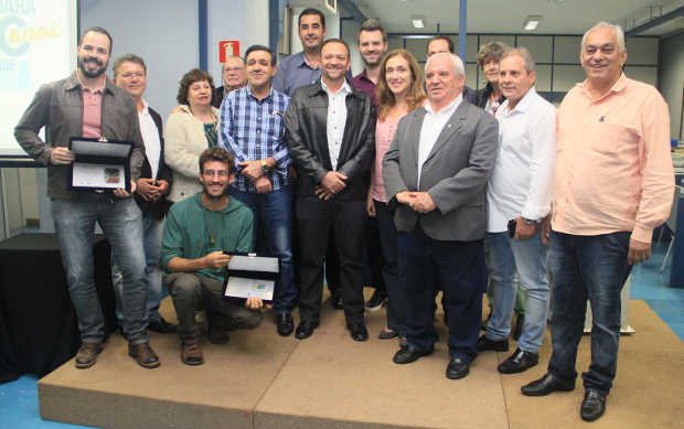 Marca oficial e calendário de atividades dos 200 anos de Araraquara são lançados na Prefeitura