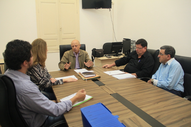 Vereadores fazem reunião preliminar da CEE de Alternativas para o Aterro Sanitário