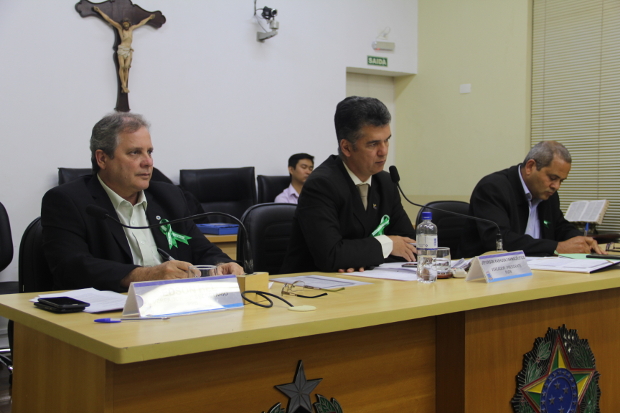 Câmara Municipal aprova benefícios a servidores públicos municipais