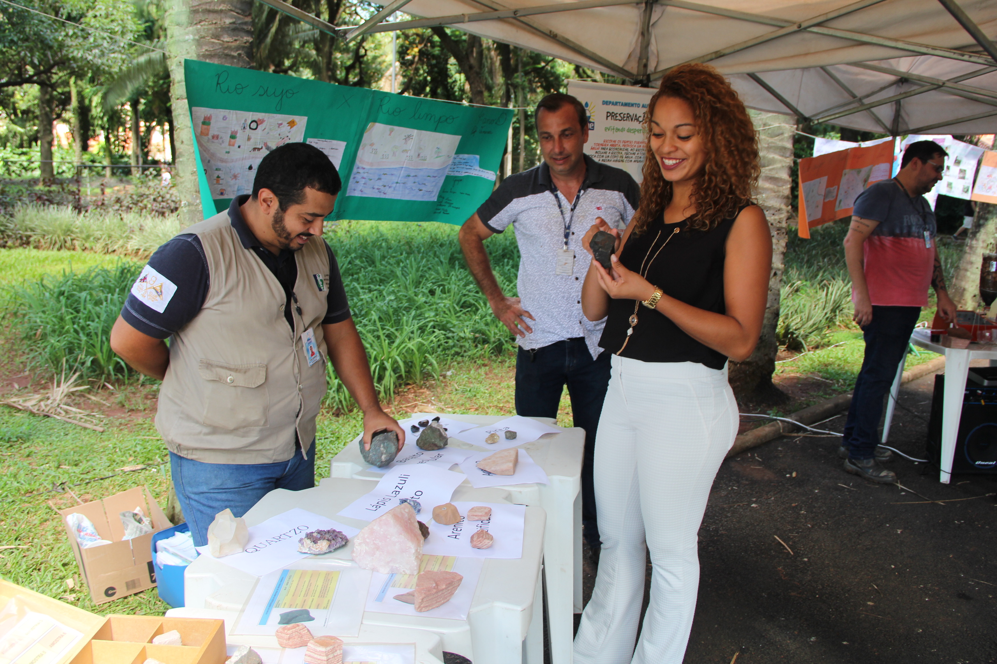 Thainara Faria participa de atividades do Dia Internacional da Água
