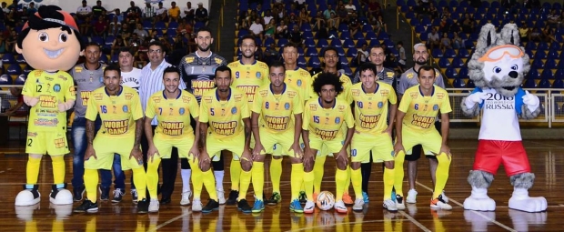 Zé Luiz acompanha classificação da equipe de futsal de Araraquara na Taça EPTV