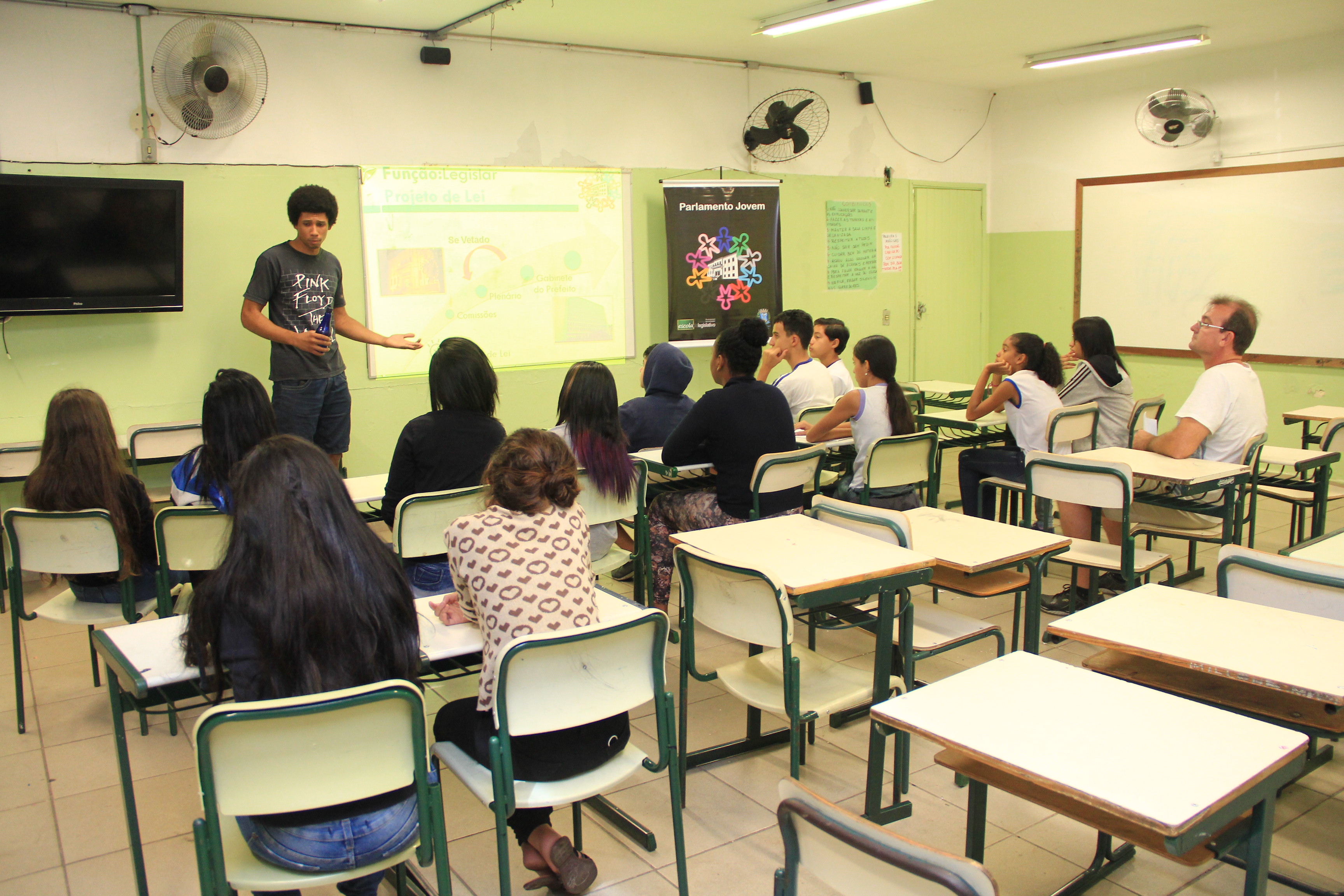 Parlamento Jovem: Escola do Legislativo promove oficina de proposituras