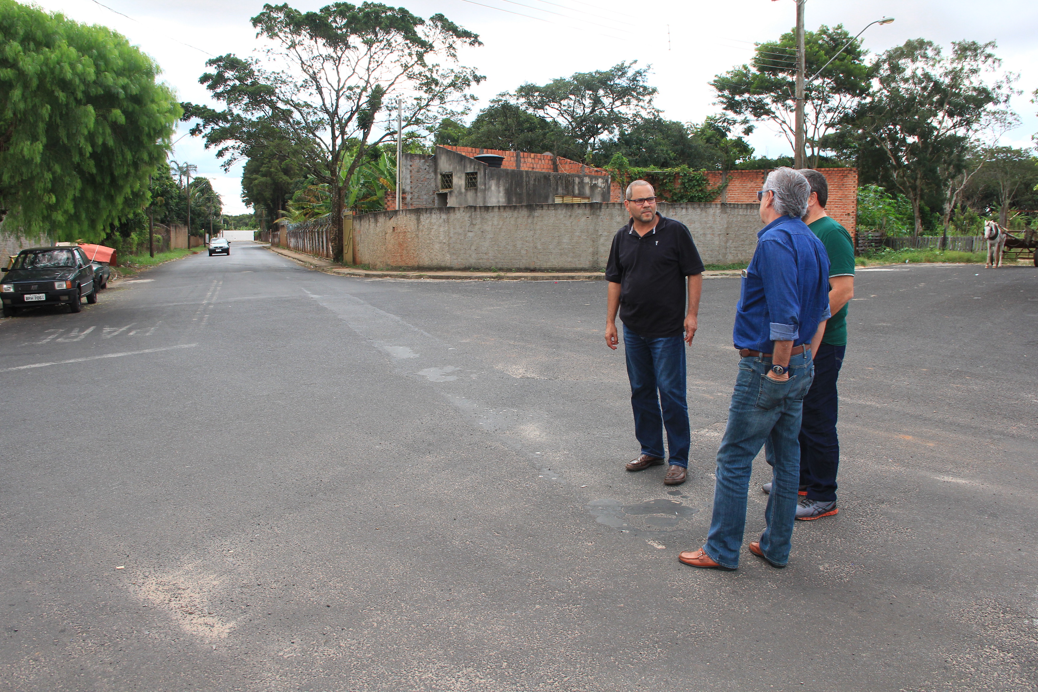 Edio cobra zeladoria e obras que facilitam vida de população da região Sul