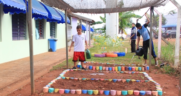 CEC realiza projeto de educação ambiental