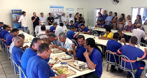 Perto de meio século de desafios, Daae comemora aniversário