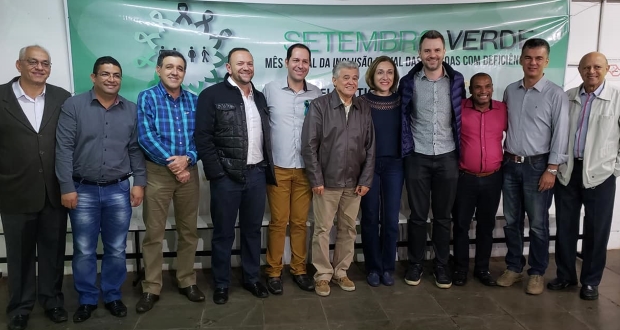Roger Mendes representa o Legislativo no Jantar ‘Apaexonados’