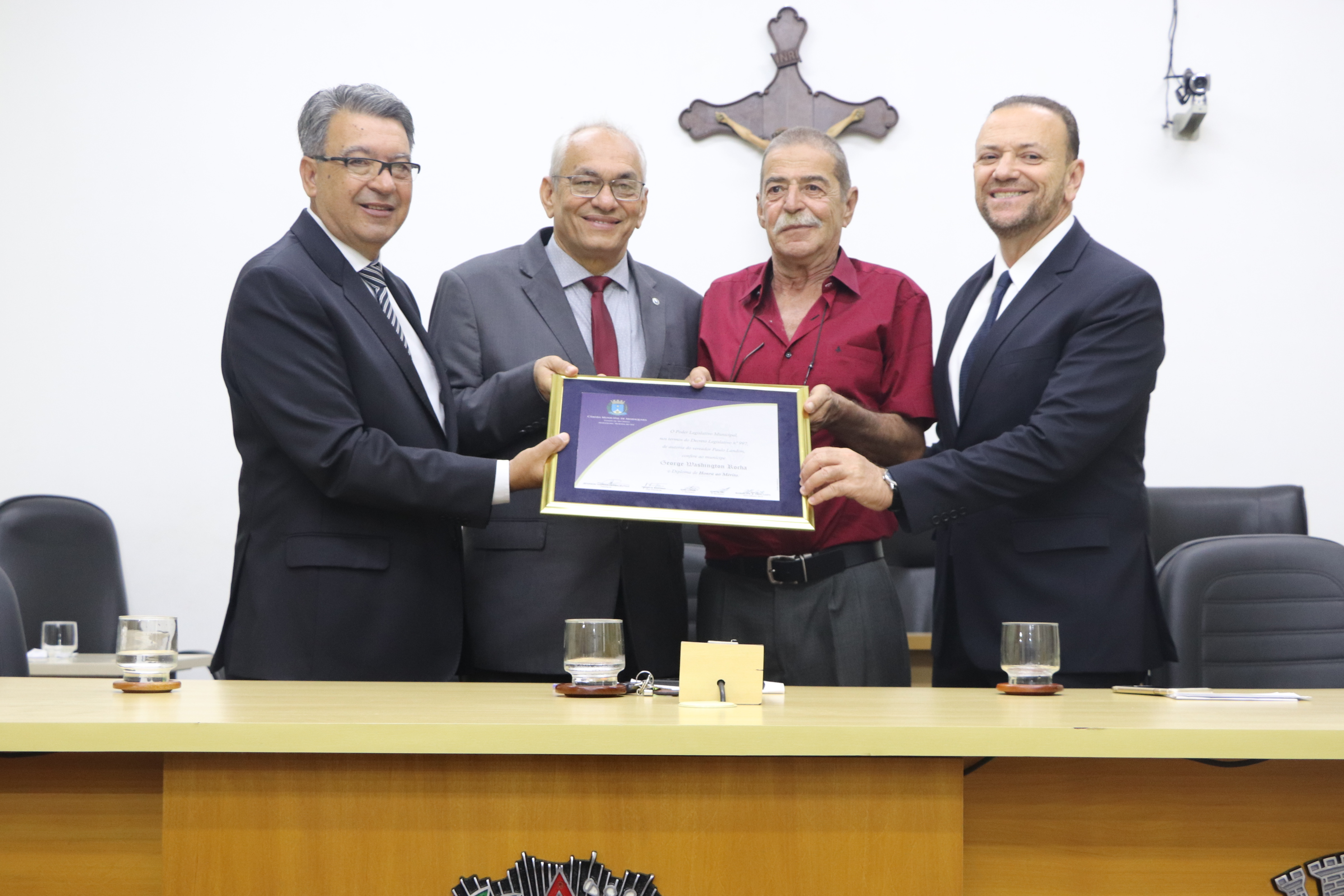 George Washington Rocha recebe Diploma de Honra ao Mérito