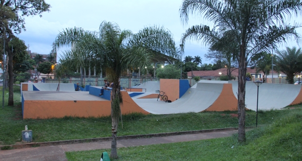 Pedido para manutenção da pista de skate na Praça Scalamandré Sobrinho é atendido
