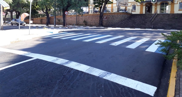 Rua Antônio Prado recebe pintura de sinalização de solo