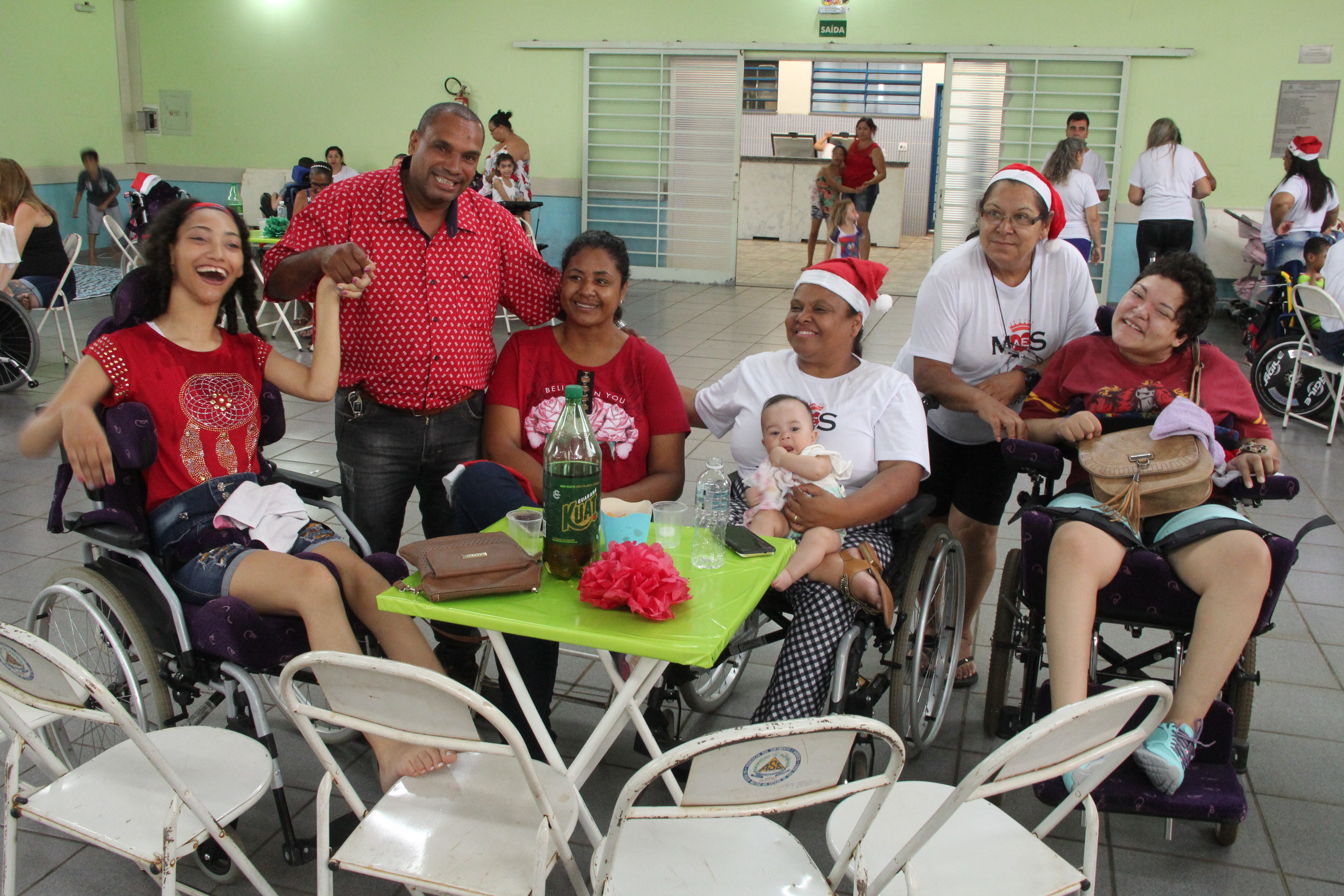 ‘Mães Guerreiras’ realizam confraternização de Natal