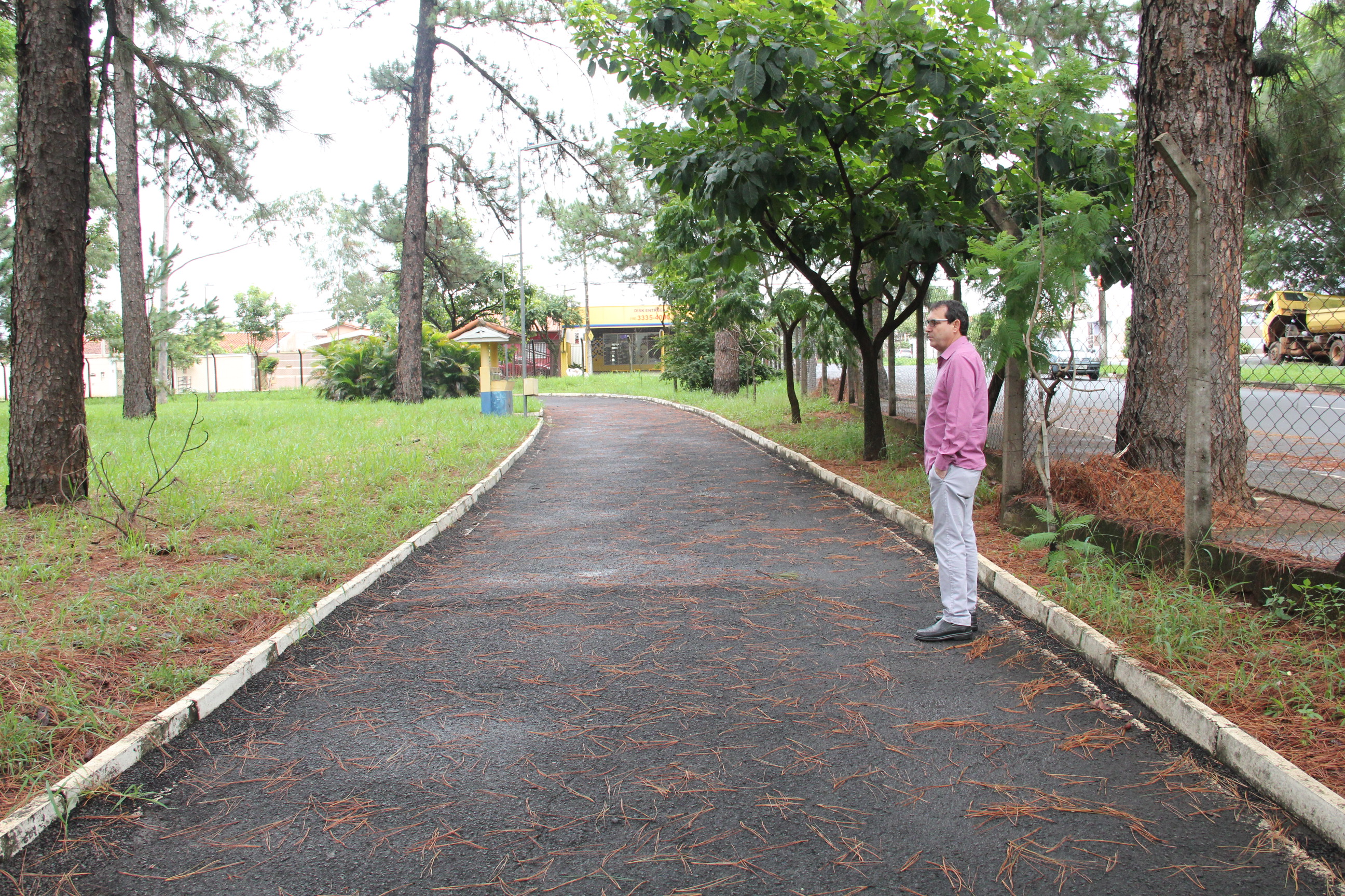 'Bosque do Botânico precisa de manutenção para atender a população', afirma Gerson da Farmácia