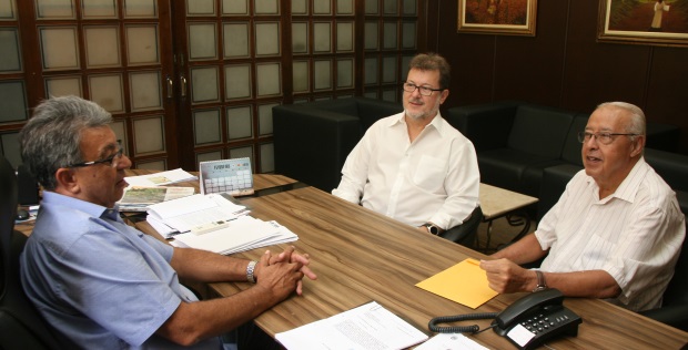 Associação de classe apresenta demandas ao presidente da Câmara Municipal