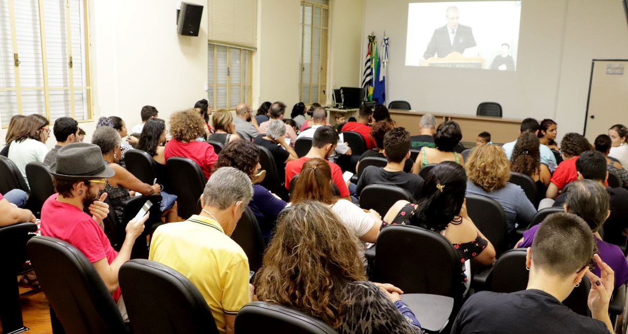 Audiência Pública na Câmara discute proposta de renda mínima municipal