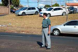 Adilson Vital pede melhorias em cruzamento da Maurício Galli